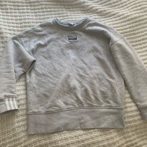 Grey Adidas crewneck sweatshirt size small